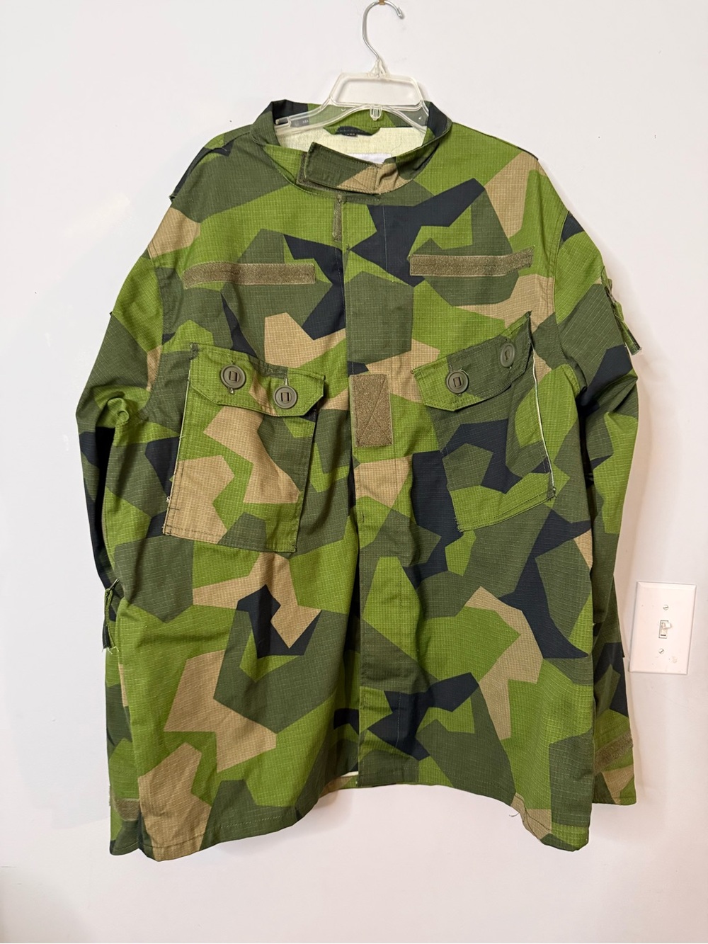 TacGear Men Green Camo Utility Jacket - Military Style